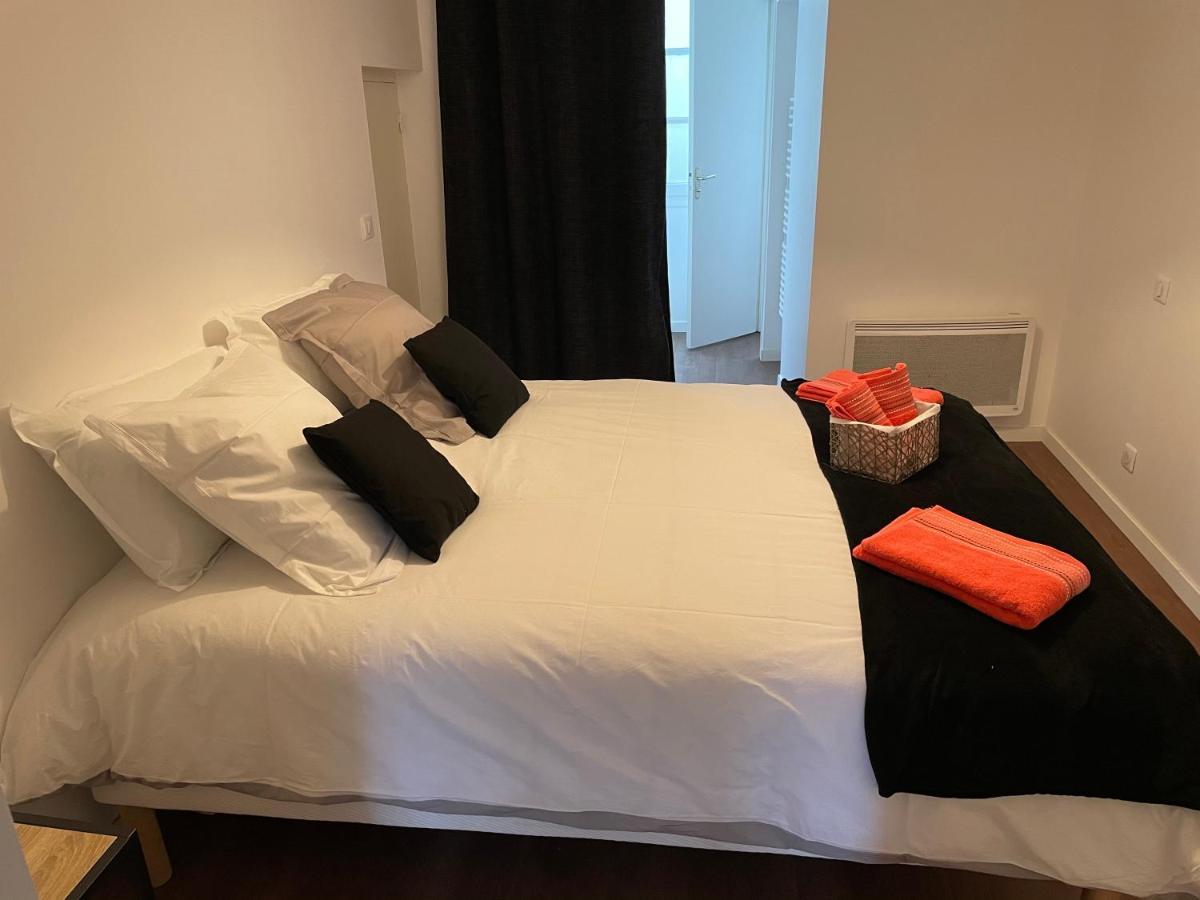 T1 bis 35 m2 lit queen size tout équipé Pau Extérieur photo